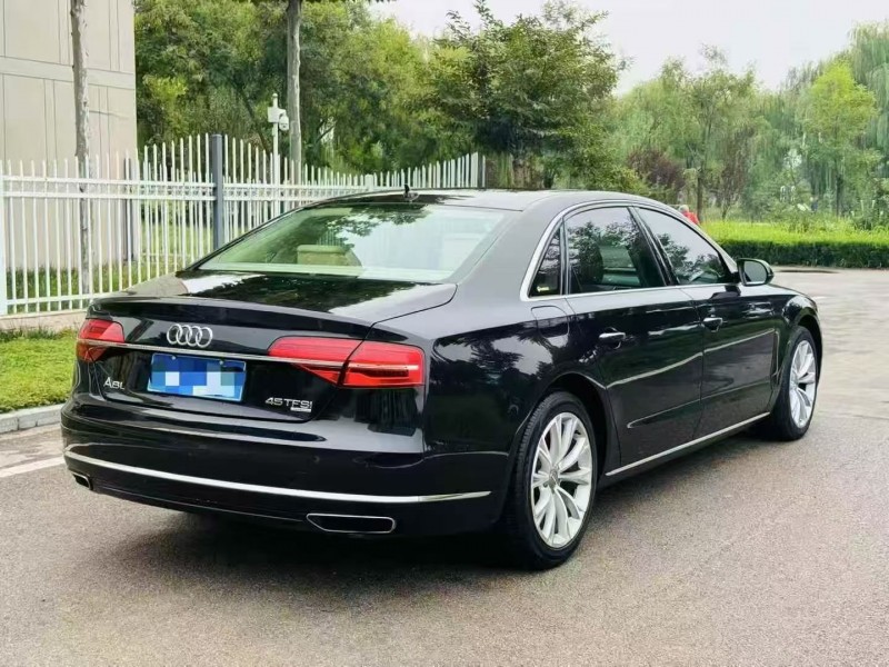 15年淄博奥迪A8L