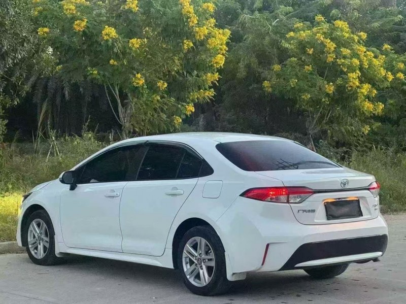 22年汕头丰田雷凌