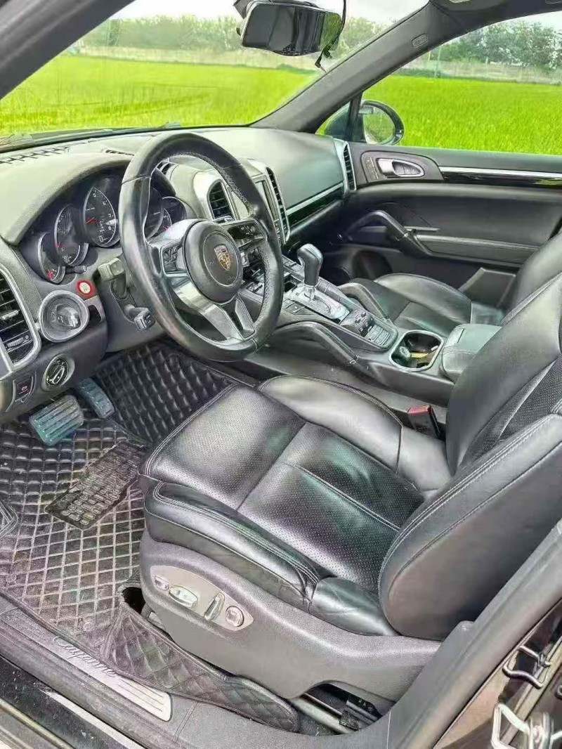 15年湖州保时捷卡宴