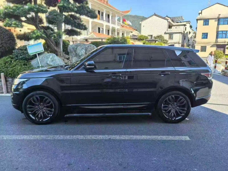 18年湖州路虎揽胜运动