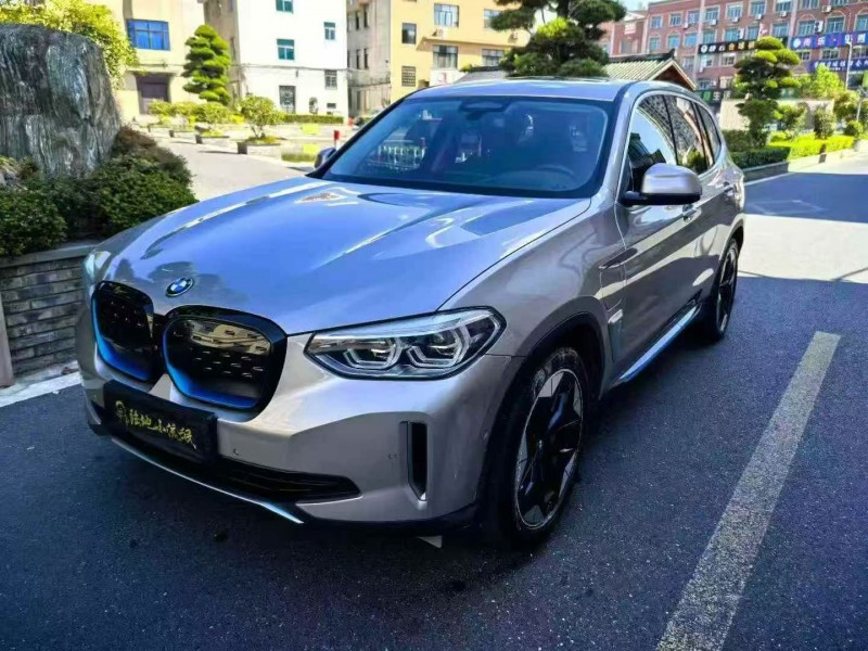 22年金华宝马IX3