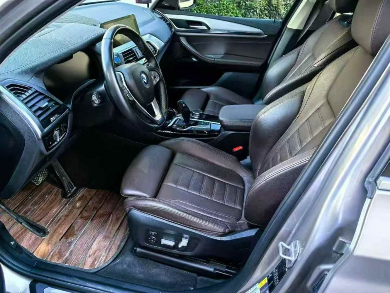 22年金华宝马IX3