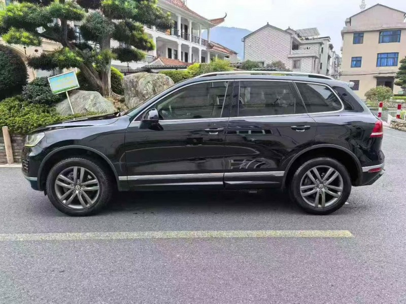 16年金华大众途锐