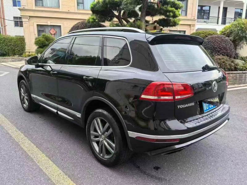 16年金华大众途锐