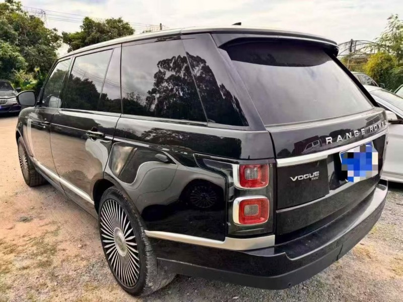 22年深圳路虎揽胜