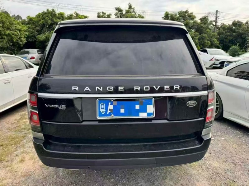 22年深圳路虎揽胜