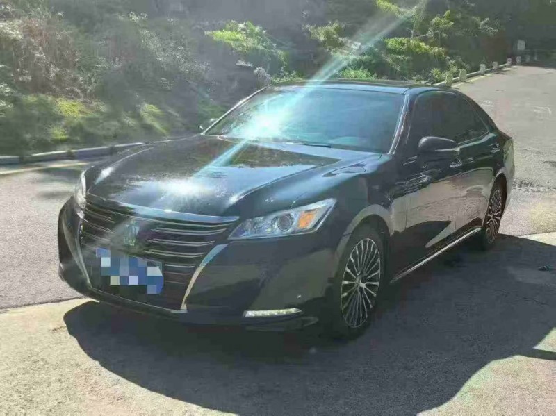 19年莆田丰田皇冠