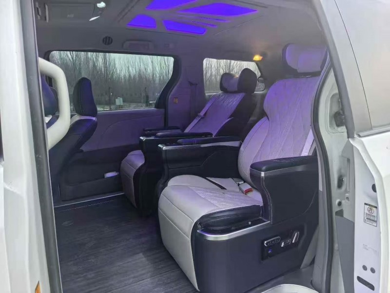 20年潍坊丰田塞纳