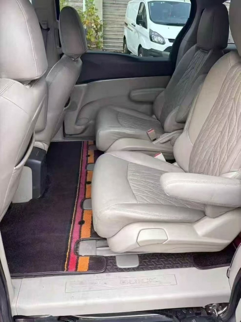 14年威海别克GL8