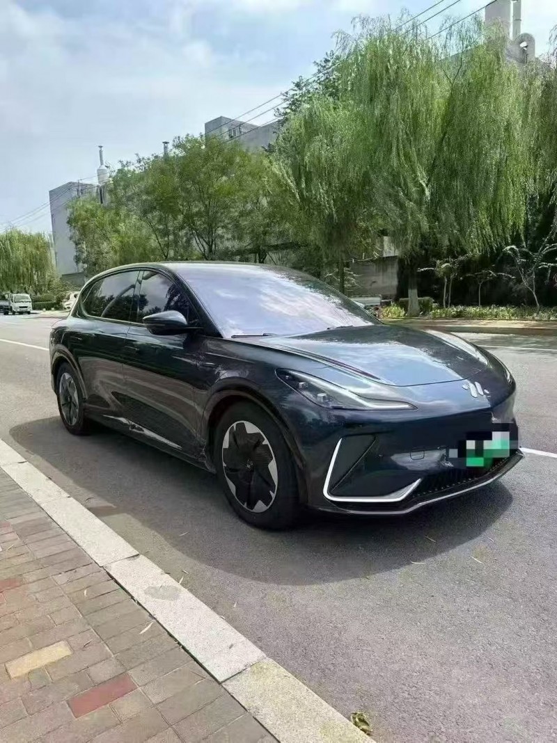 24年聊城智己LS7