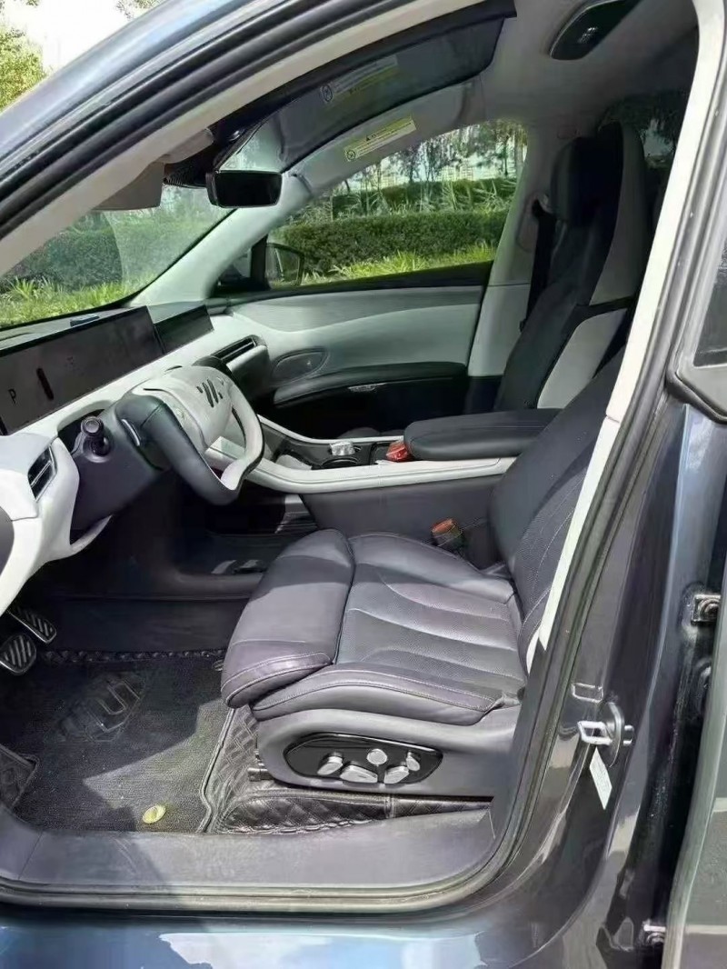 24年聊城智己LS7