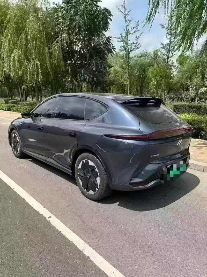 24年聊城智己LS7