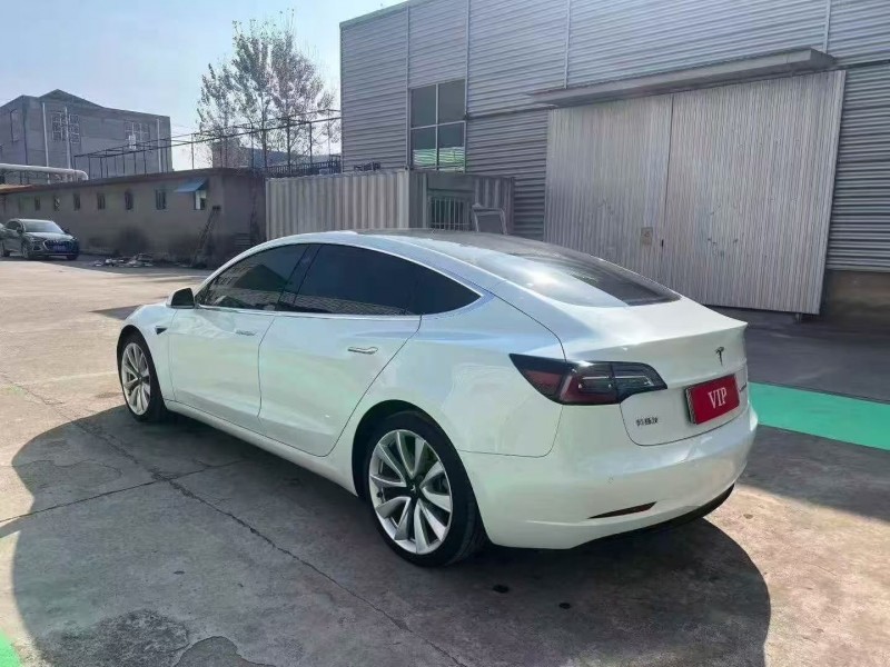 20年聊城特斯拉MODEL 3