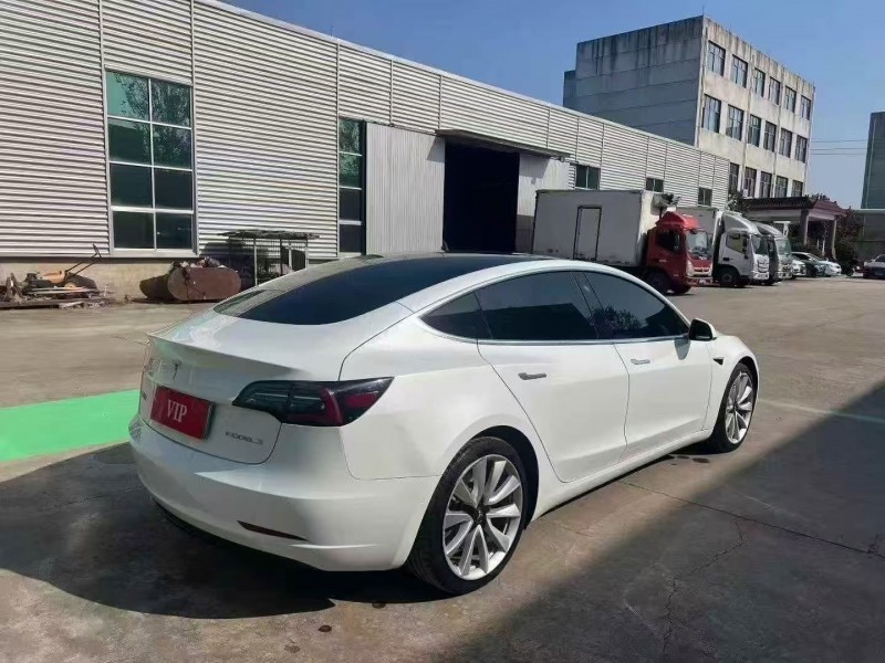 20年聊城特斯拉MODEL 3