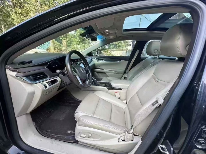 14年东营凯迪拉克XTS