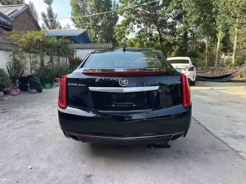 14年东营凯迪拉克XTS