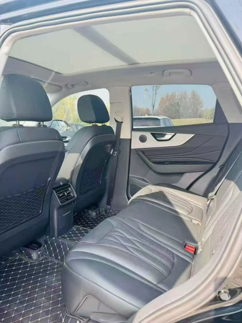 25年枣庄红旗HS5