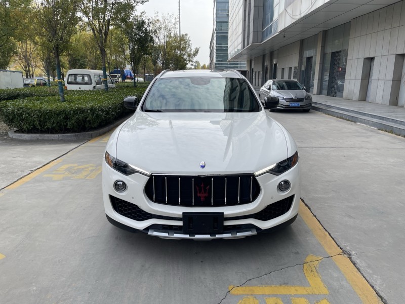17年济宁玛莎拉蒂Levante