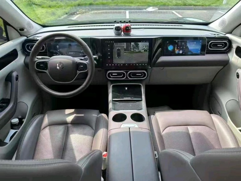 23年广州零跑汽车C11