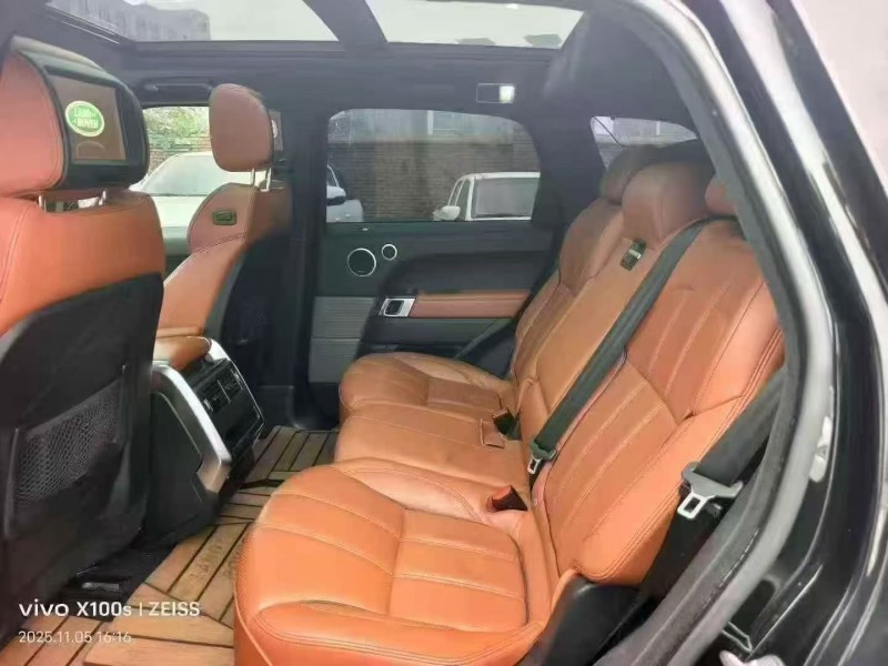 16年渭南路虎揽胜运动