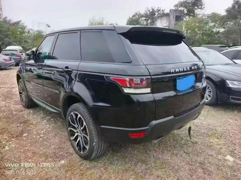 16年渭南路虎揽胜运动