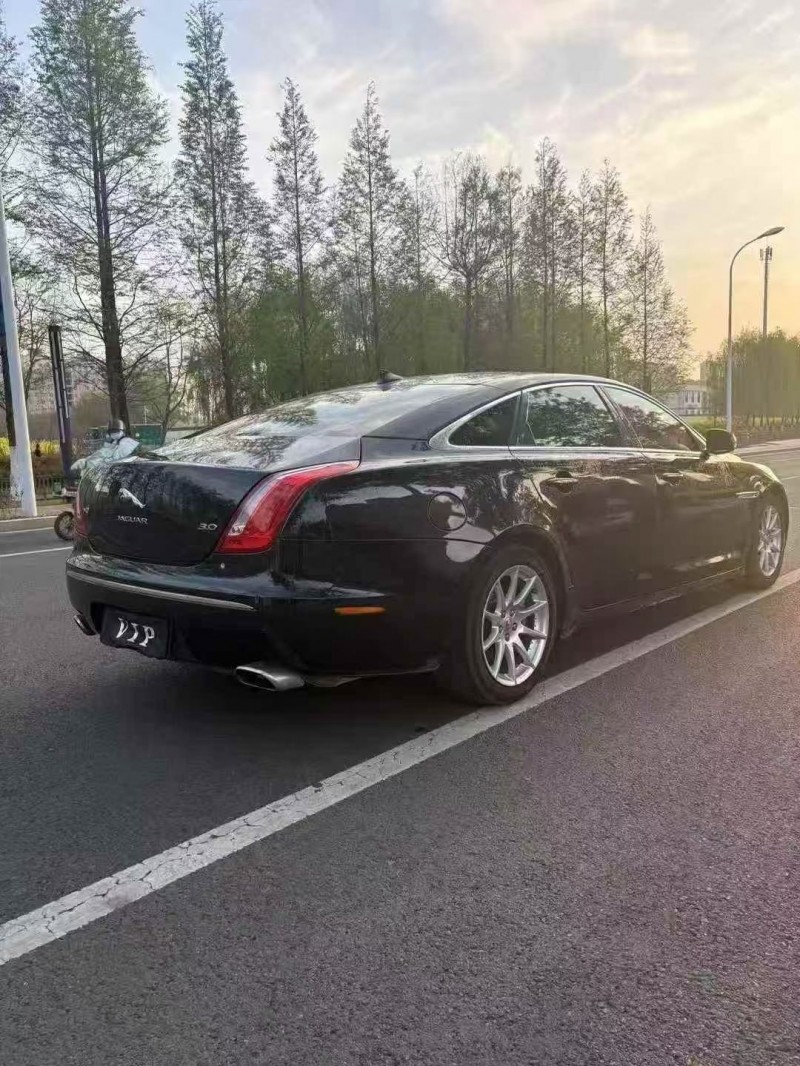 15年常州捷豹XJL