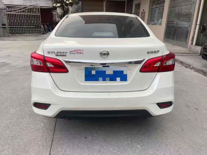 22年张家界日产轩逸