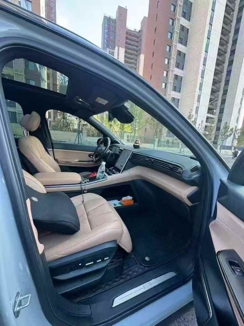 22年济宁蔚来ES8