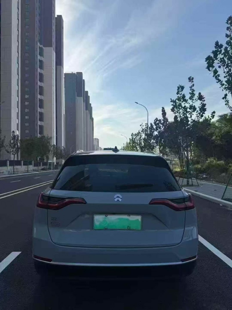 22年济宁蔚来ES8