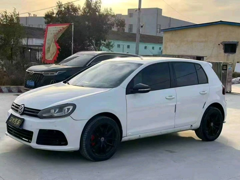 14年荷泽大众高尔夫