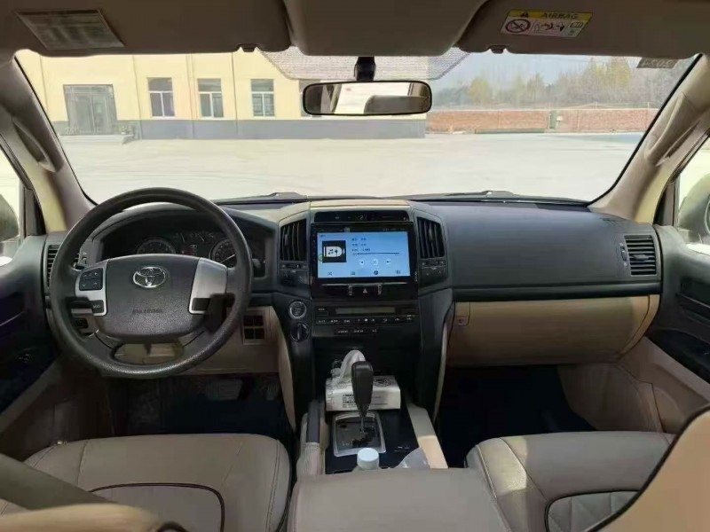 14年荷泽丰田兰德酷路泽