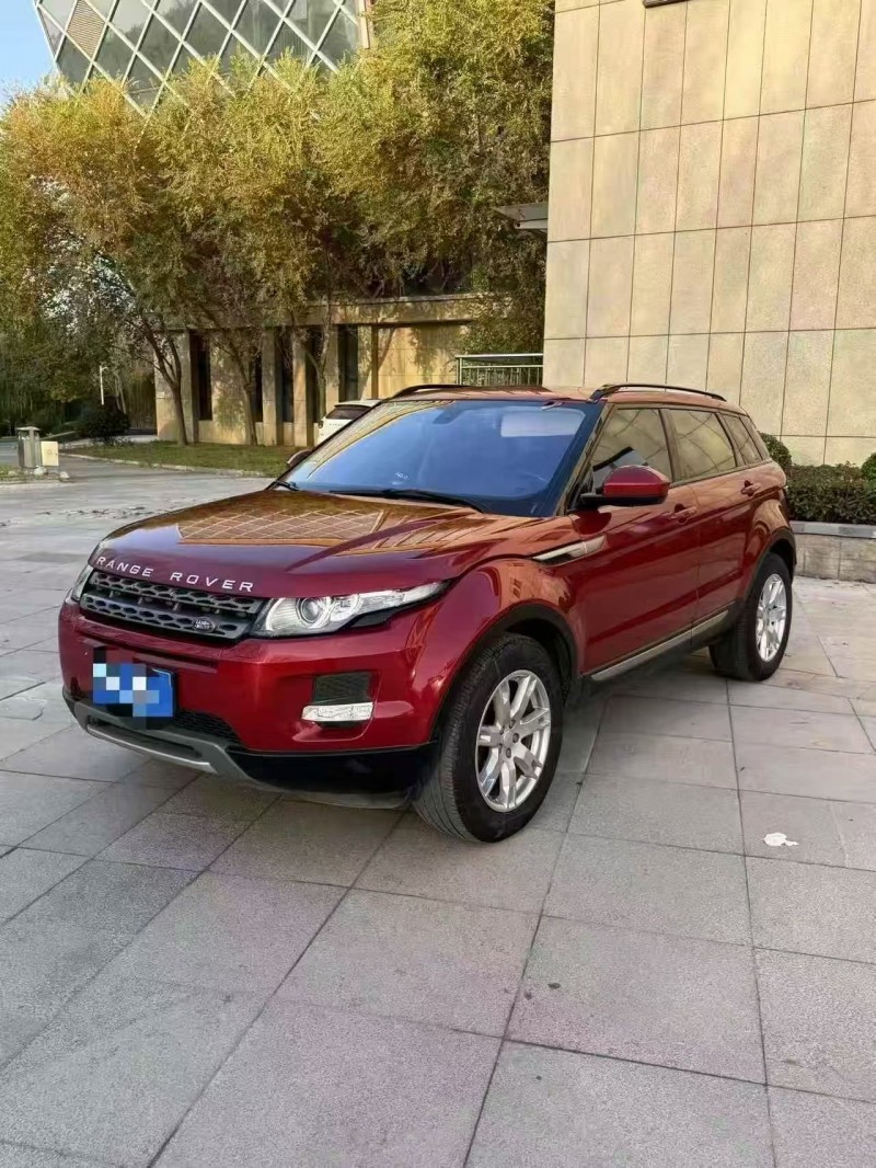 14年荷泽路虎揽胜极光