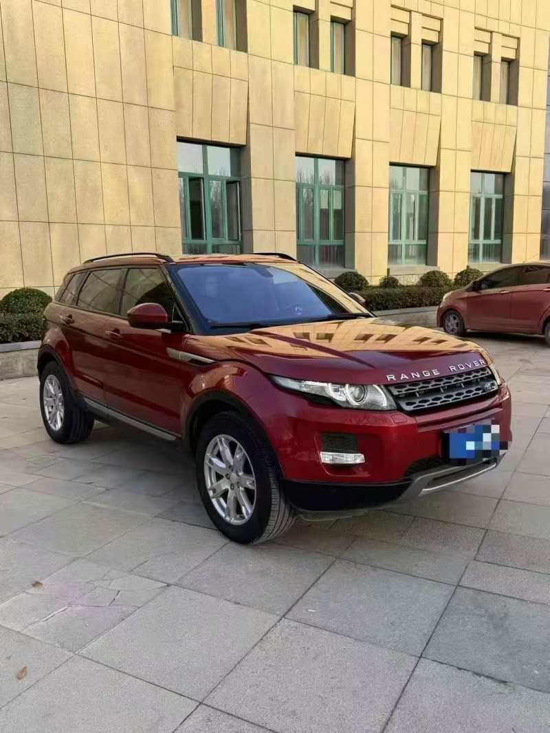 14年荷泽路虎揽胜极光