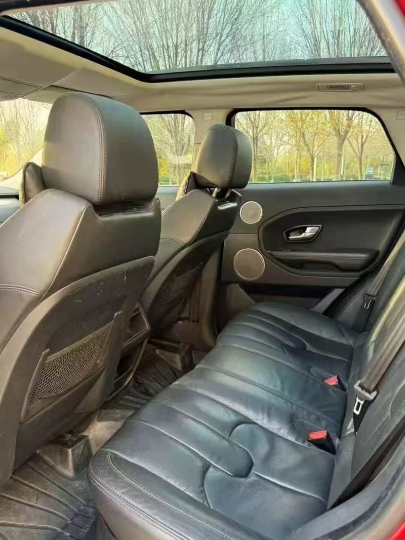 14年荷泽路虎揽胜极光