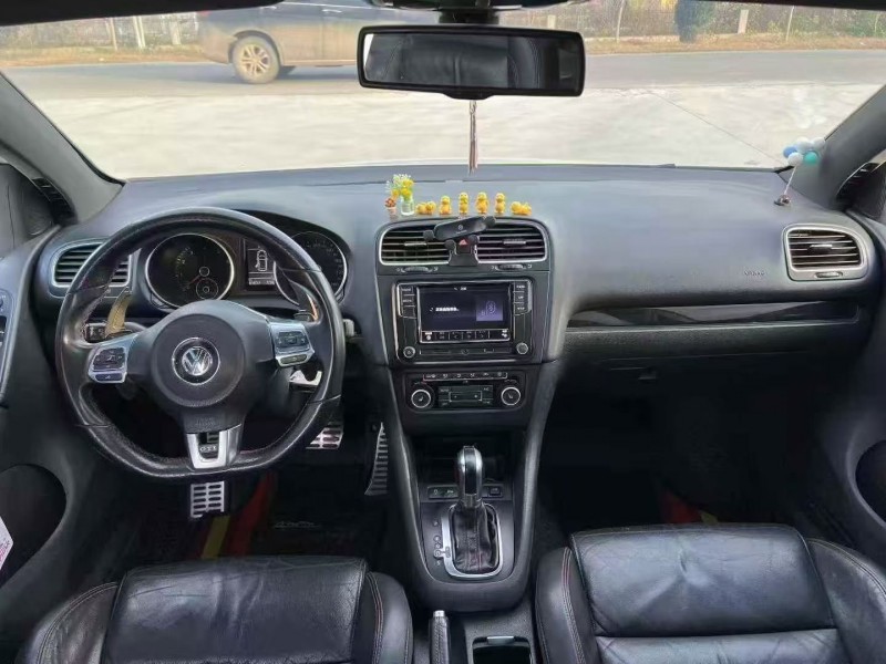 14年荷泽大众高尔夫