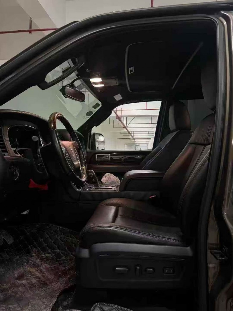 17年重庆市林肯领航员