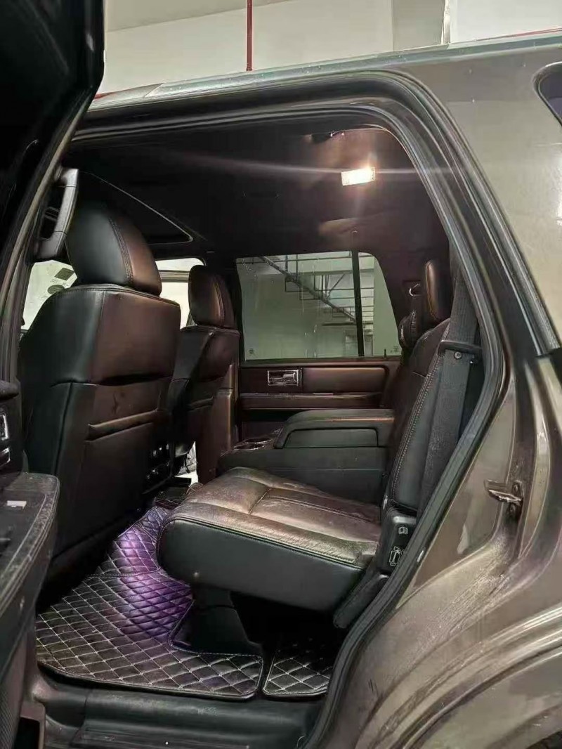 17年重庆市林肯领航员