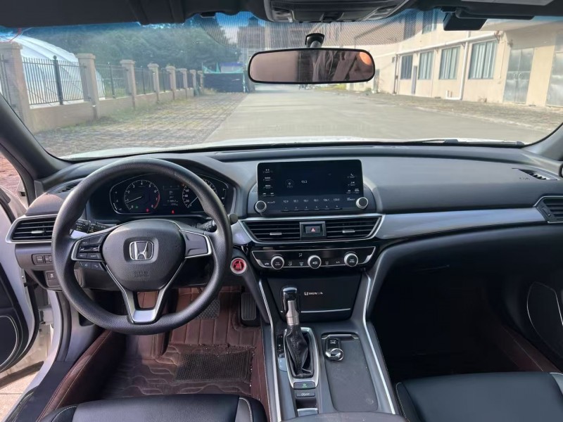 22年江门本田英诗派