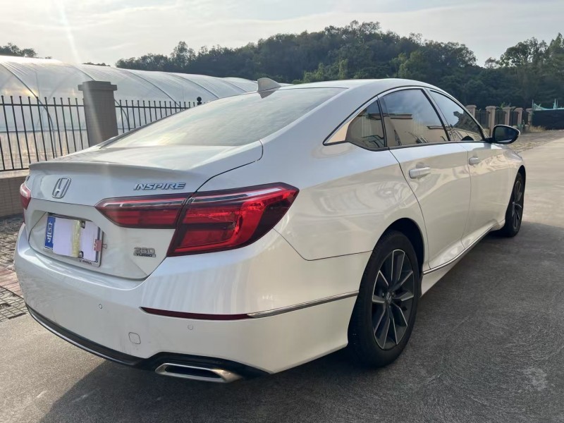 22年江门本田英诗派