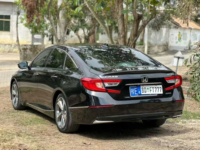 19年湛江本田雅阁