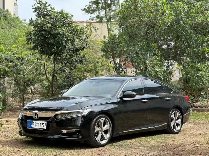 19年湛江本田雅阁