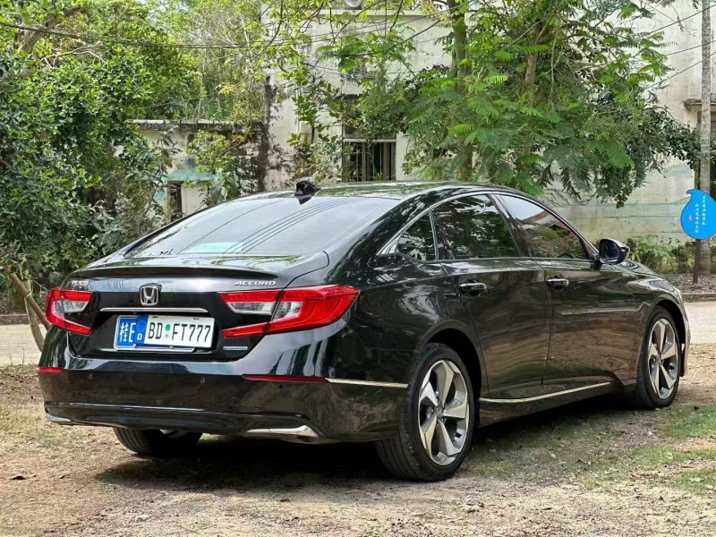 19年湛江本田雅阁