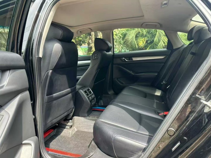 19年湛江本田雅阁