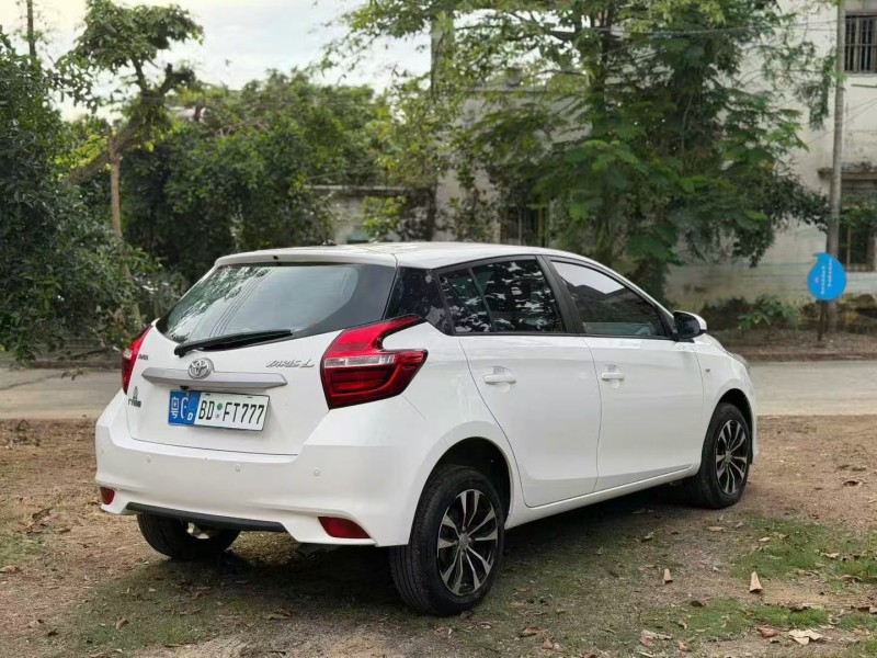 20年湛江丰田YARiS L 致炫