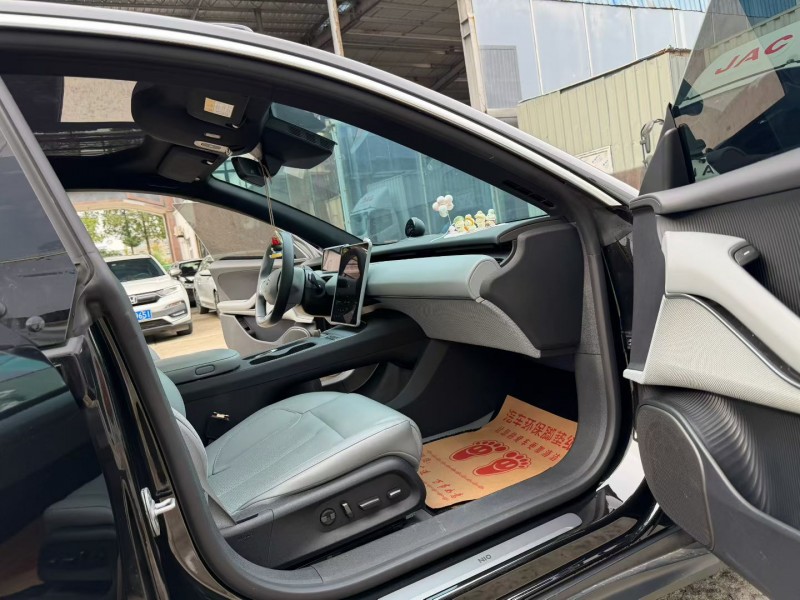 24年徐州蔚来ET5