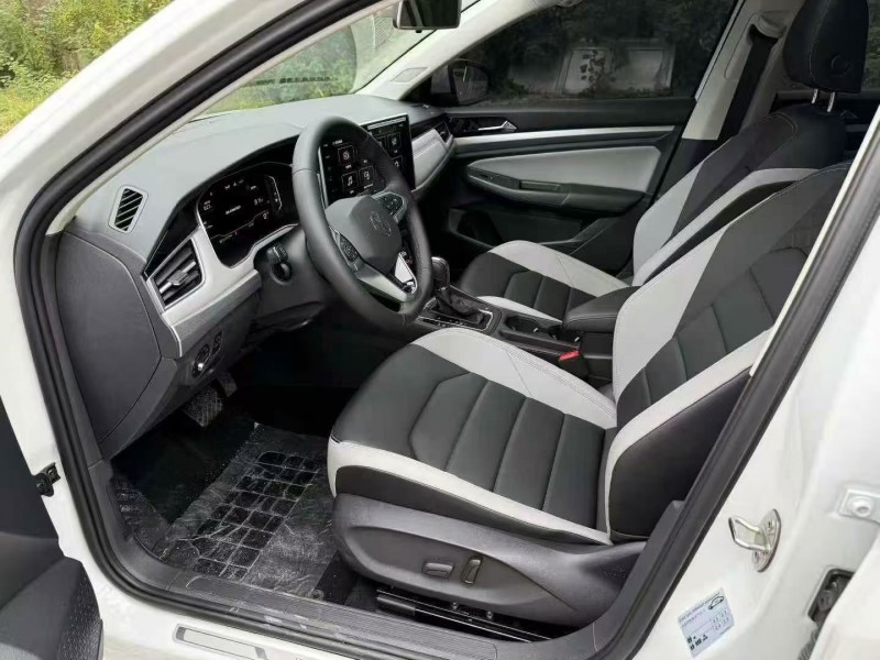 25年岳阳大众宝来