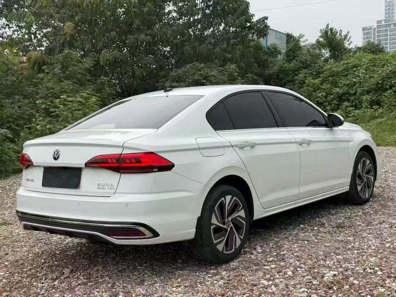 25年岳阳大众宝来