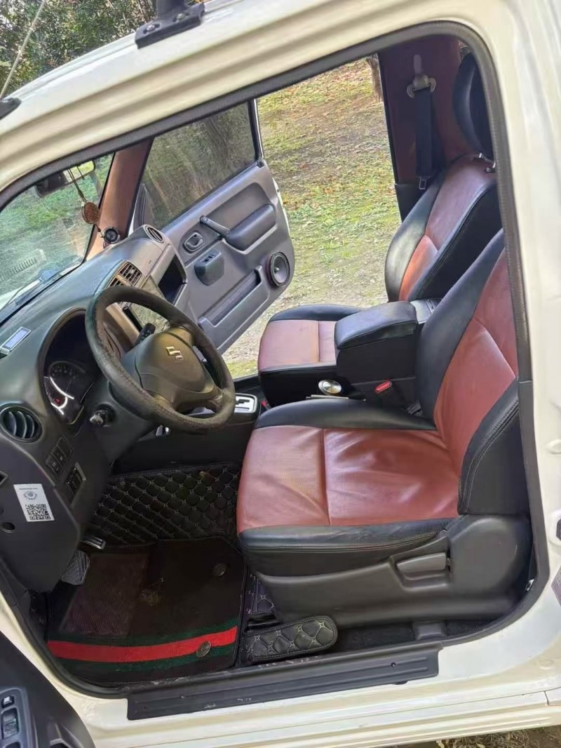 17年泰安铃木吉姆尼(进口)