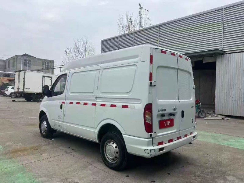 21年东营大通V80