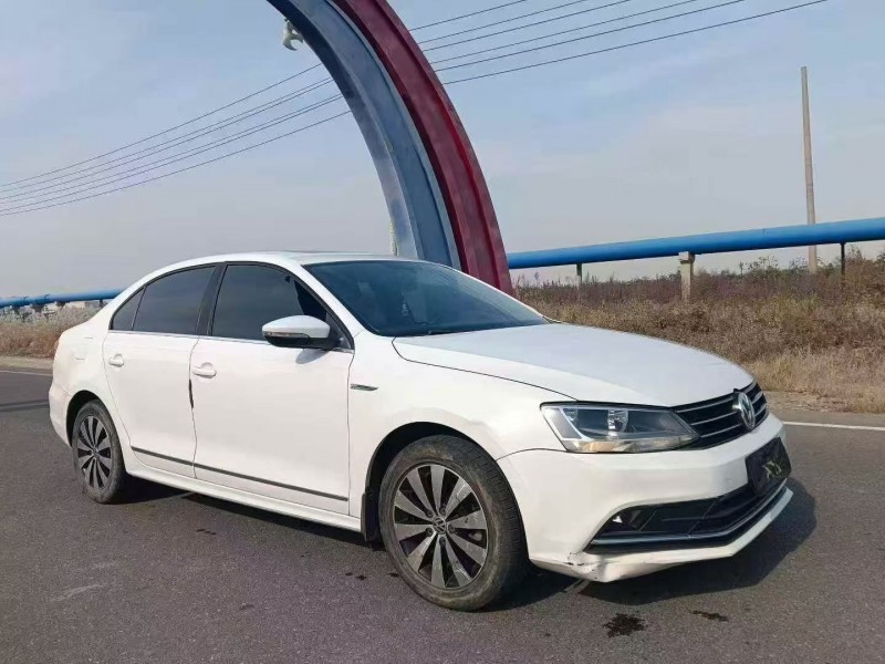 17年青岛大众速腾